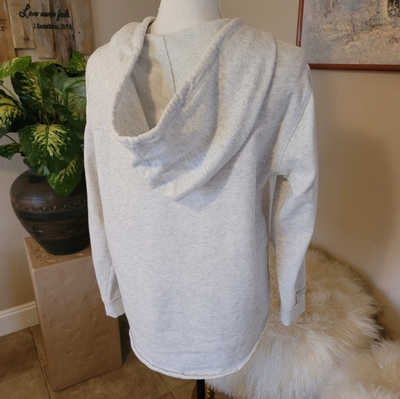 🩷VS HOODIE🩷 - Picture 4 of 9